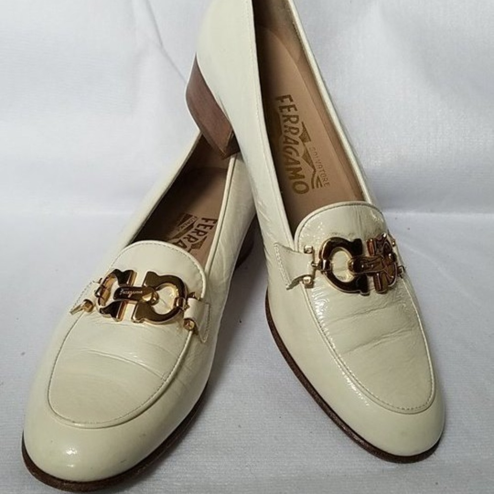 Vintage Ferragamo CREAM Patent Leather Loafers 7